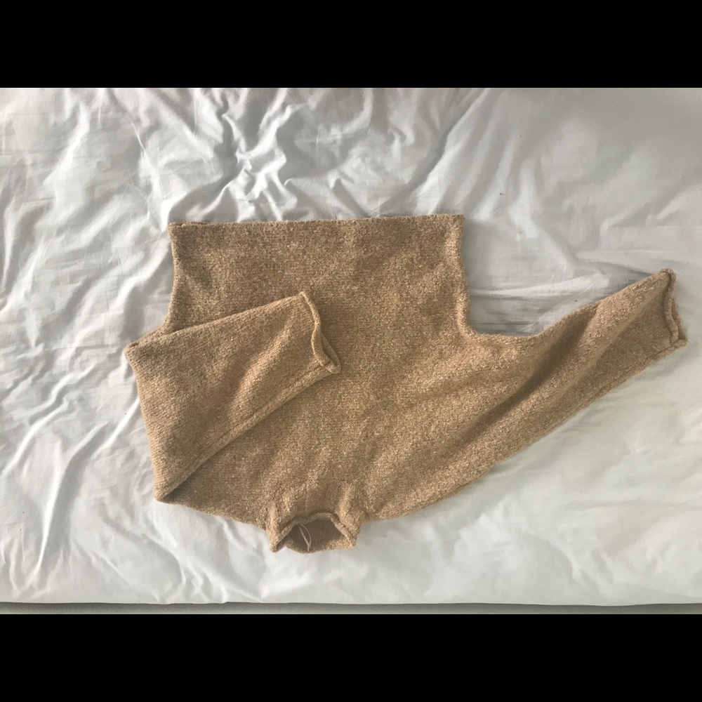 Quality tan knit sweater